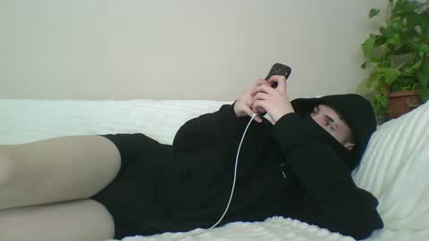 angel online show from 01/08/25, 10:15