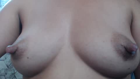 angela online show from 09/28/25, 11:32