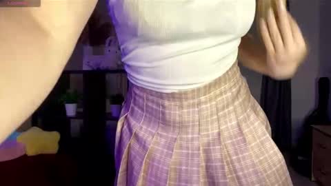 angelkissmee online show from 10/23/25, 03:22