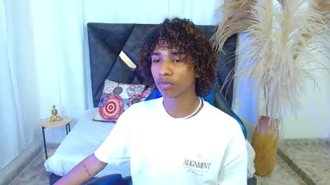 Angel online show from 02/10/26, 08:46