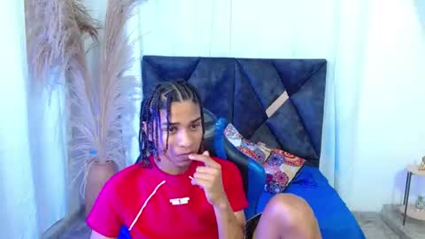 Snapshot of angell18_ chatting on 06/19/26, 08:45 Angel online show from 06/19/26, 08:45