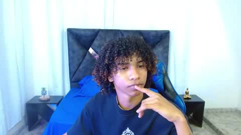 Snapshot of angell18_ chatting on 06/30/26, 09:05 Angel online show from 06/30/26, 09:05