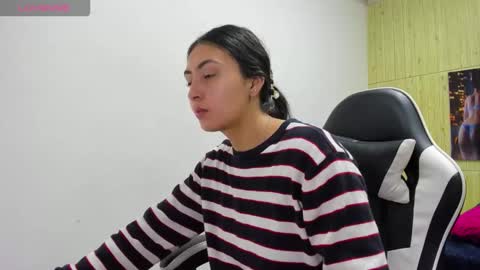 Snapshot of angell_cooper8 chatting on 02/02/26, 12:15 Angell cooper8 online show from 02/02/26, 12:15