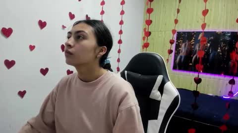 Snapshot of angell_cooper8 chatting on 02/16/26, 12:45 Angell cooper8 online show from 02/16/26, 12:45