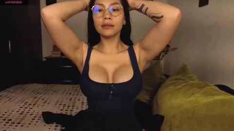  ANGELA ISABELLA  online show from 05/15/26, 12:34