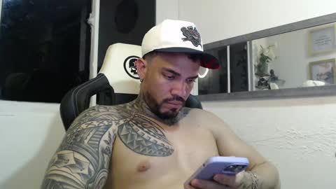 angellatino0 online show from 12/08/24, 06:11