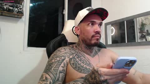 angellatino0 online show from 12/18/24, 09:25