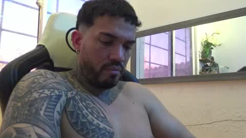 angellatino0 online show from 01/19/25, 08:41