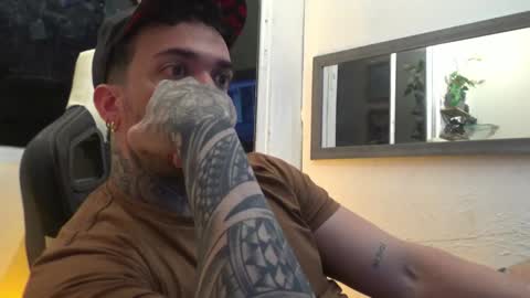 angellatino0 online show from 01/27/25, 08:40