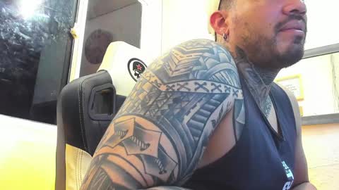 angellatino0 online show from 02/03/25, 07:29