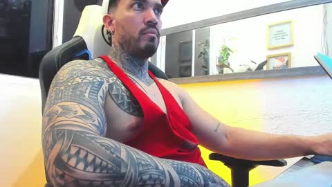 angellatino0 online show from 02/07/25, 05:20