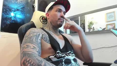 angellatino0 online show from 02/09/25, 02:17