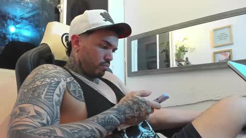 angellatino0 online show from 02/09/25, 05:50