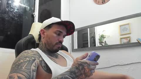 angellatino0 online show from 02/12/25, 04:33