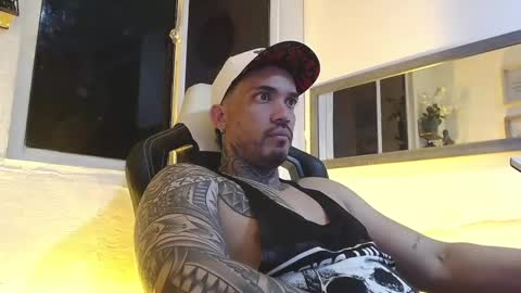 angellatino0 online show from 02/22/25, 07:34