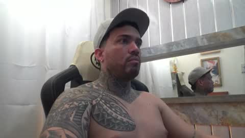 angellatino0 online show from 10/12/25, 04:00