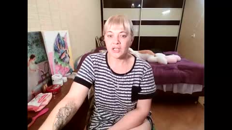 angelleah online show from 10/09/25, 11:08