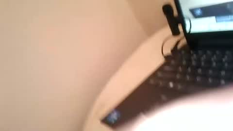 Snapshot of angellion141 chatting on 06/18/26, 06:56 angellion141 online show from 06/18/26, 06:56