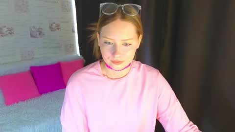 Cutie online show from 10/09/25, 05:27