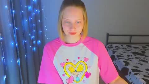 Cutie online show from 11/26/25, 08:59