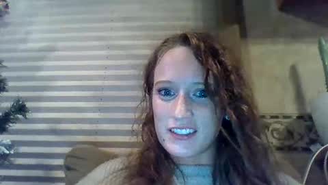 Snapshot of angellove8606 chatting on 12/20/25, 04:19 angellove8606 online show from 12/20/25, 04:19