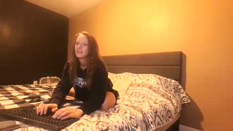 Snapshot of angellove8606 chatting on 02/04/26, 06:03 angellove8606 online show from 02/04/26, 06:03