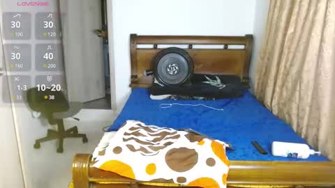 Angelm888-  online show from 01/09/25, 05:55