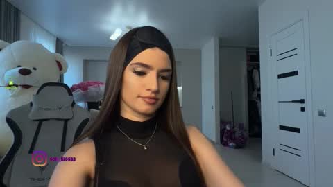 angelmi171 online show from 10/18/25, 01:23