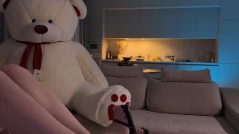 angelmi171 online show from 11/22/25, 06:40