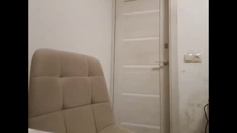 Snapshot of angelo4ek_olya chatting on 01/29/25, 04:19 Your dreams best breasts online show from 01/29/25, 04:19