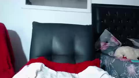 Snapshot of angelo_cox chatting on 10/18/25, 05:35 angelo online show from 10/18/25, 05:35