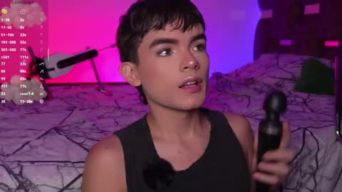 Angelo I work from home this is my room  online show from 10/18/25, 09:32