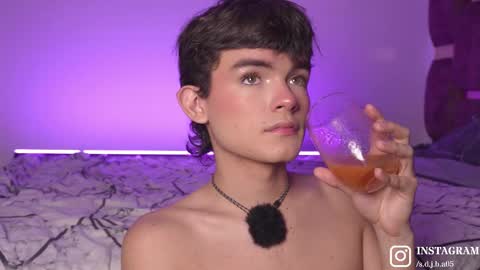 Angelo I work from home this is my room  online show from 11/29/25, 05:43