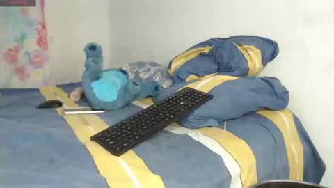 Snapshot of angelof_fire chatting on 02/18/25, 11:19 Angel online show from 02/18/25, 11:19