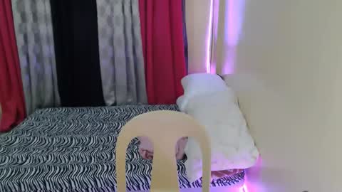 Snapshot of angelofcumx chatting on 03/19/26, 08:51 sabina online show from 03/19/26, 08:51