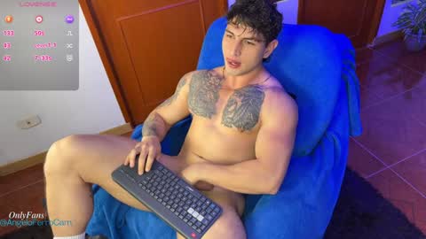 Angelo Ferro online show from 01/05/25, 05:41