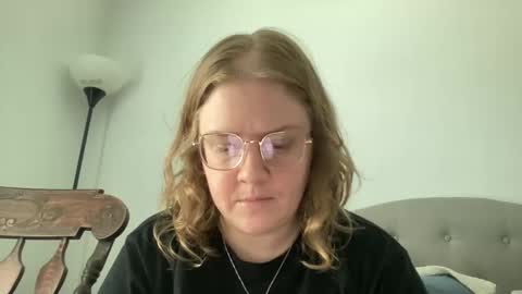 Snapshot of angeloflight273360 chatting on 02/17/26, 06:14 Angel of Light online show from 02/17/26, 06:14