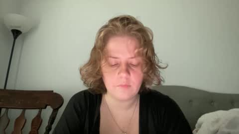 Snapshot of angeloflight273360 chatting on 03/09/26, 12:53 Angel of Light online show from 03/09/26, 12:53