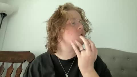 Snapshot of angeloflight273360 chatting on 03/15/26, 02:45 Angel of Light online show from 03/15/26, 02:45