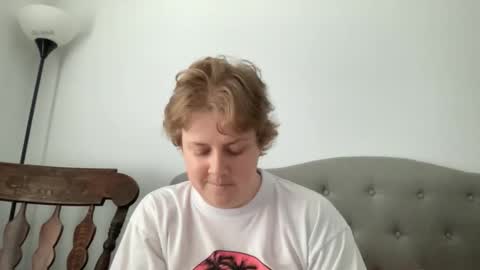 Snapshot of angeloflight273360 chatting on 04/18/26, 07:07 Angel of Light online show from 04/18/26, 07:07