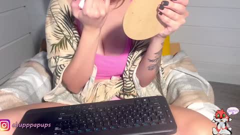 My name is Ena. You will make me very happy if you subscribe. Love you  online show from 12/19/24, 06:01