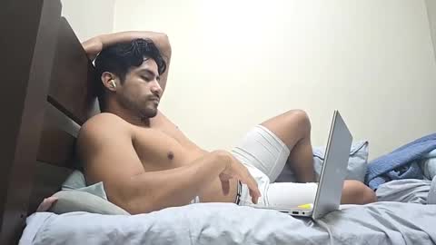 Snapshot of angelolml chatting on 12/26/24, 05:26 angelolml online show from 12/26/24, 05:26