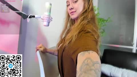 Snapshot of angelpaull chatting on 12/21/24, 09:47 Angel online show from 12/21/24, 09:47