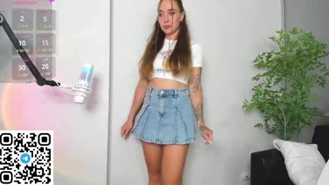 Snapshot of angelpaull chatting on 02/07/25, 09:26 Angel online show from 02/07/25, 09:26