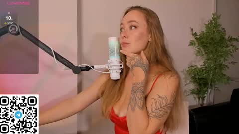 Snapshot of angelpaull chatting on 03/03/25, 11:24 Angel online show from 03/03/25, 11:24