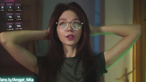 Snapshot of angels_kiss chatting on 02/16/26, 05:36 Nikki online show from 02/16/26, 05:36