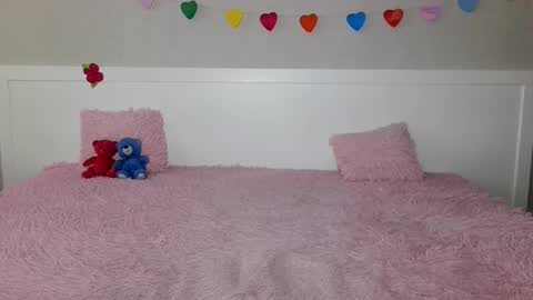 Yana online show from 02/19/25, 07:50