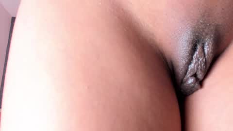 Angela online show from 02/09/25, 02:50