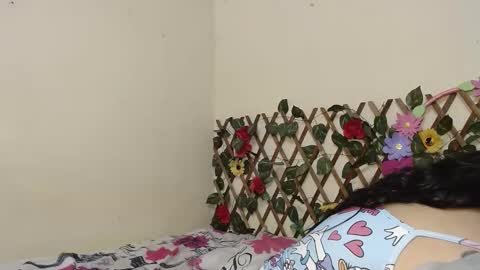 Snapshot of angelsexhotlatin chatting on 04/04/26, 04:37 angelsexhotlatin online show from 04/04/26, 04:37