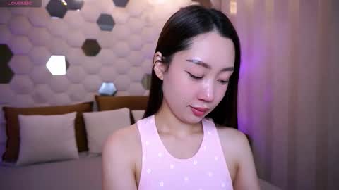 angelshy_ online show from 09/28/25, 05:57